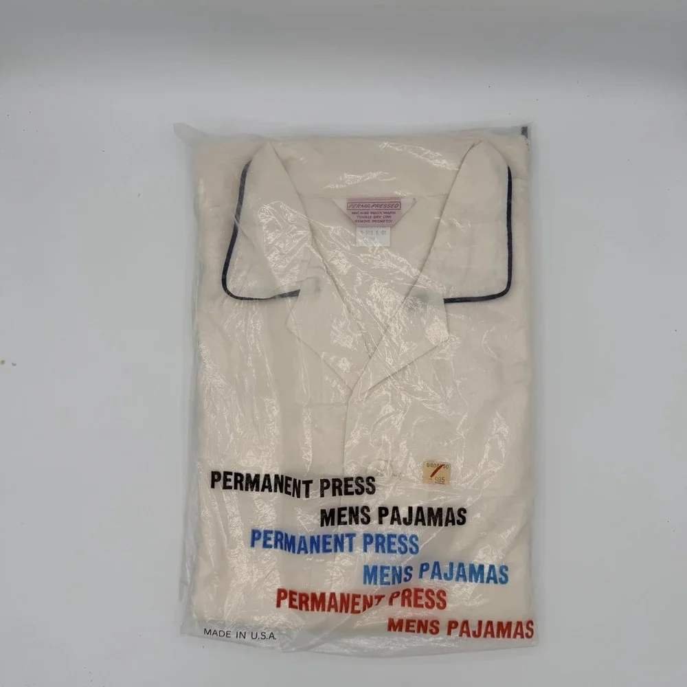 Vintage Mens Pajama Set Long Sleeve Long Leg Size Lage New Deadstock Perm Press